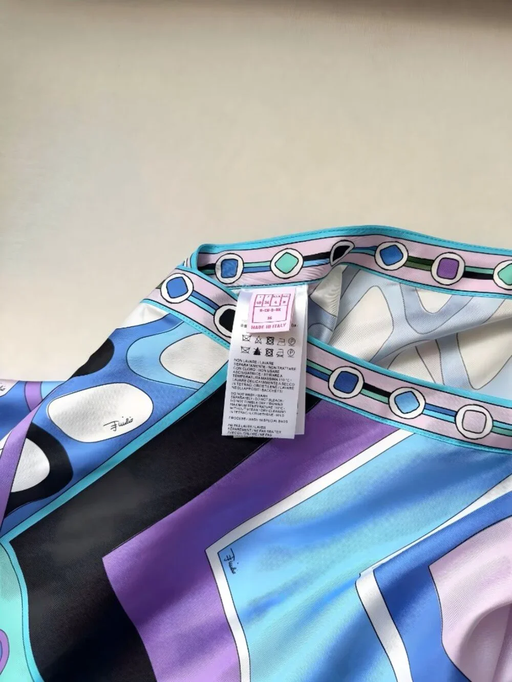 Pucci Vivara halterneck silk midi dress - Picture 12 of 13